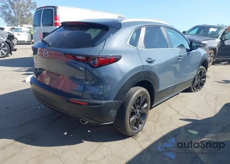 2022 Mazda Cx-30 Carbon Edition z USA, uszkodzony, nr VIN 3MVDMBCL6NM443263